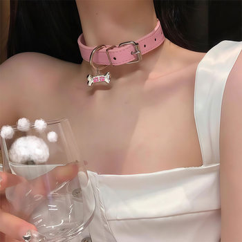 Dark Leather Bell Necklace, Traction Choker Collar for Women, Y2K Subculture Clavicle Chain, Niche Design