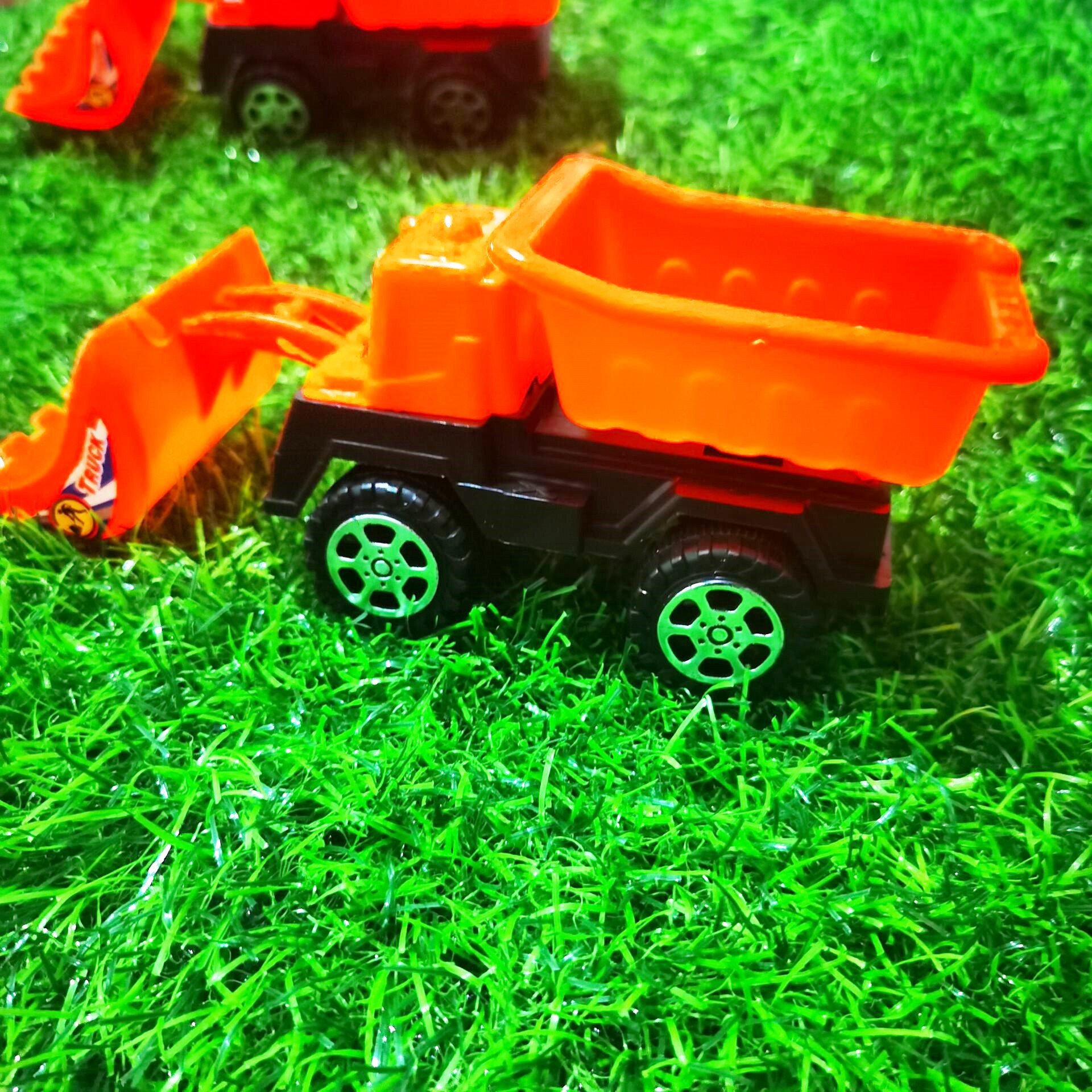 儿童挖土机程小车挖掘机惯性工程车儿童玩具车子义乌厂家地摊批发