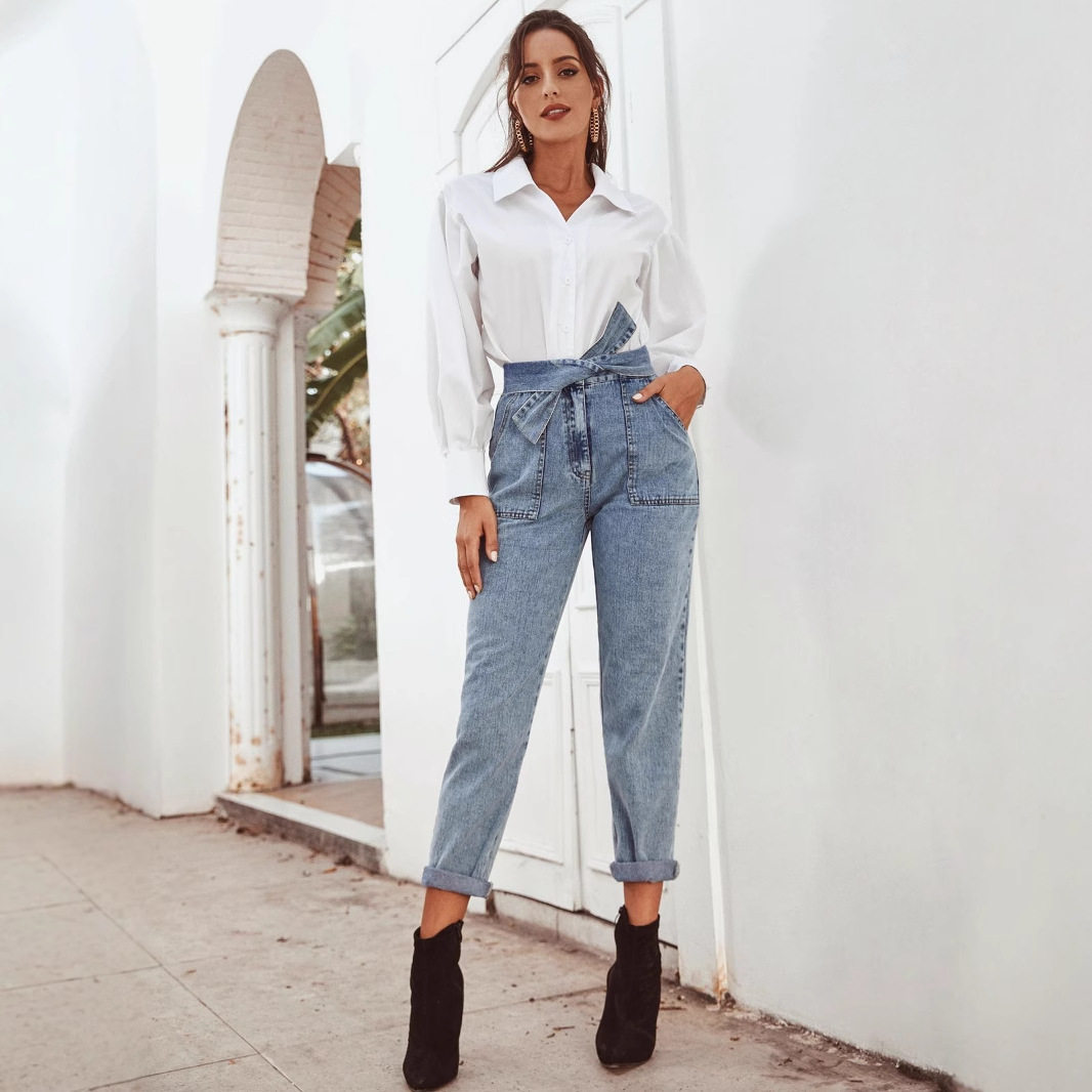 High Waisted Straight Leg Jeans Slim Fit Casual Style Trendy Design Perfect for Everyday Wear Wholesale Available