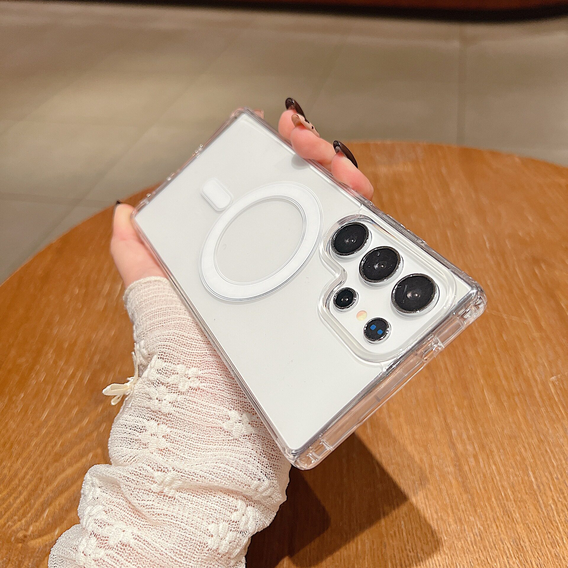 Suitable for Samsung S23Ultra Mobile Phone Case S24 Magnetic Mobile Phone Case S23 Anti-Fall Protective Cover S22+ Transparent Hard Case