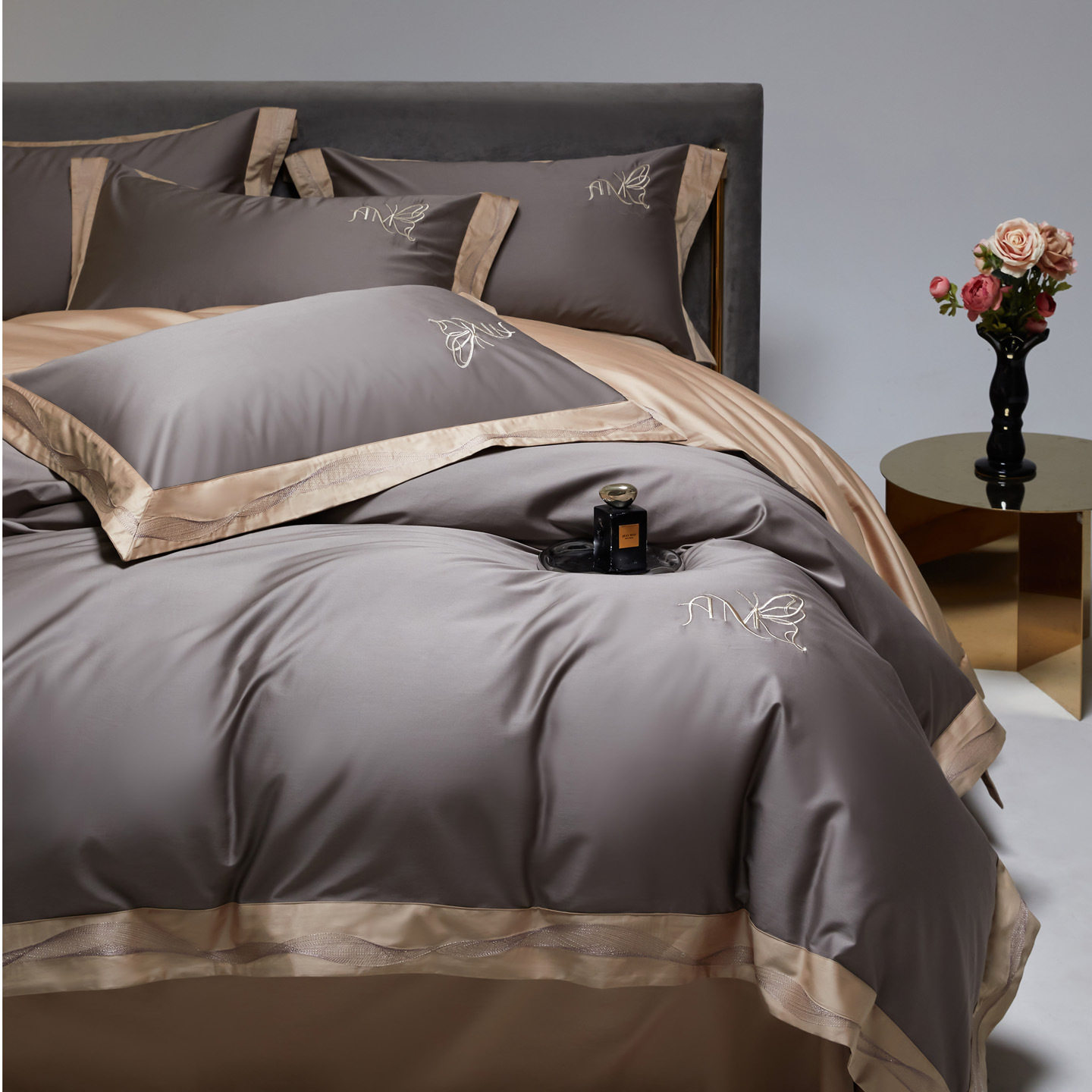 2025 New 100S Cotton Normcore Embroider Four-Piece European Style Accessible Luxury Bed Bed Sheets Quilt Cover Bed Bed Sheets Bedding Autumn