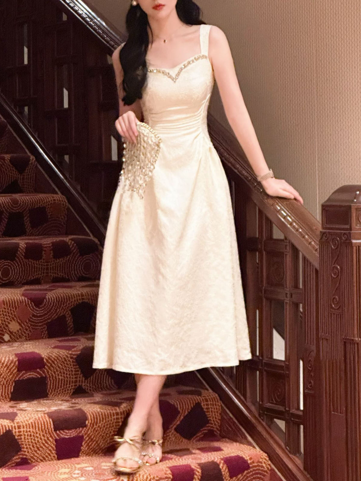 Đầm maxi nữ thắt eo cổ tròn tay ngắn ren hoa 3D — Đen, Xanh dương chi tiết 7