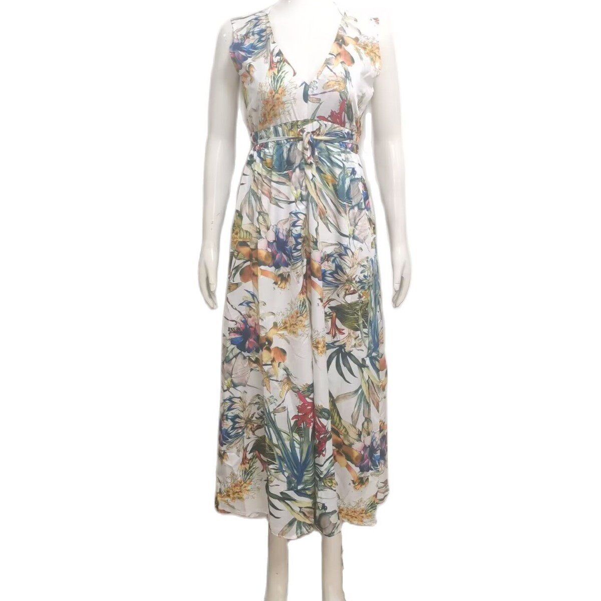 Floral Backless Tie Back Dress Summer Style Lightweight Fabric Elegant Fit Wholesale Available