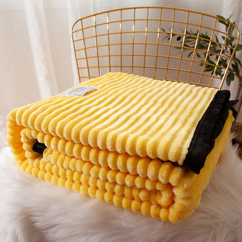 Small blanket quilt thickened office air conditioning nap nap small blanket coral velvet sheet flannel blanket cover blanket