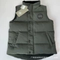 Black label down vest - grey