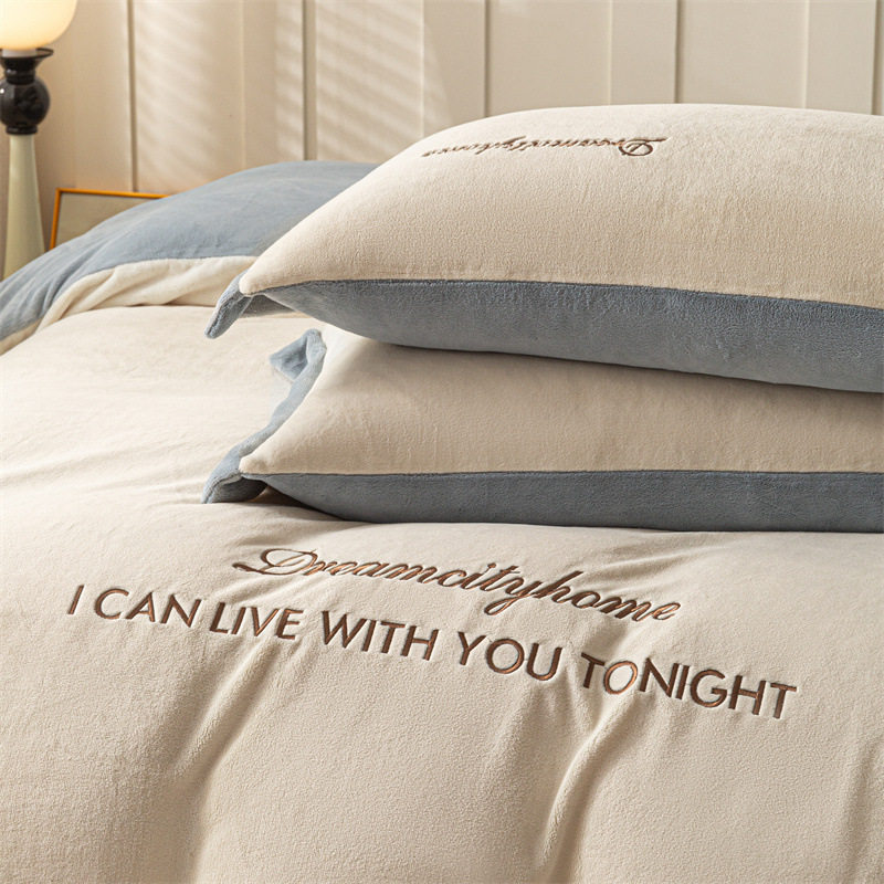 2025 New Thickeneded Milk Velvet Bed Four-Piece Set Autumn and Winter Coral Velvet Flannel Bed Bed Sheets Quilt Cover Three-Piece Set