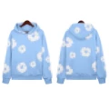 Fog blue sweater (white wreath)
