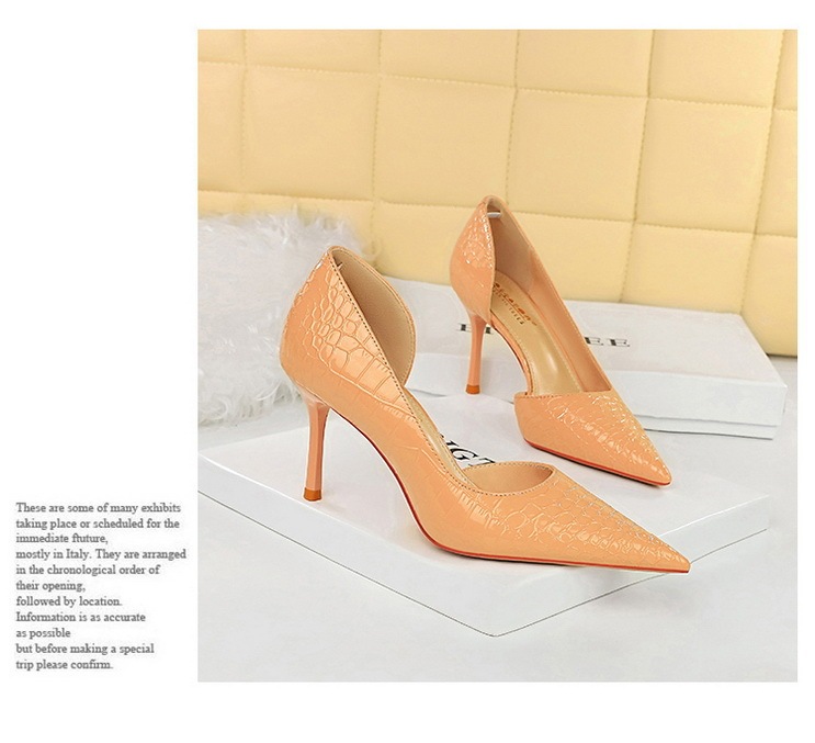 Giày cao gót nữ mũi nhọn da bóng họa tiết vân rắn gót nhọn 8cm — Màu hồng, Màu kaki, Màu nude, Màu xanh lá