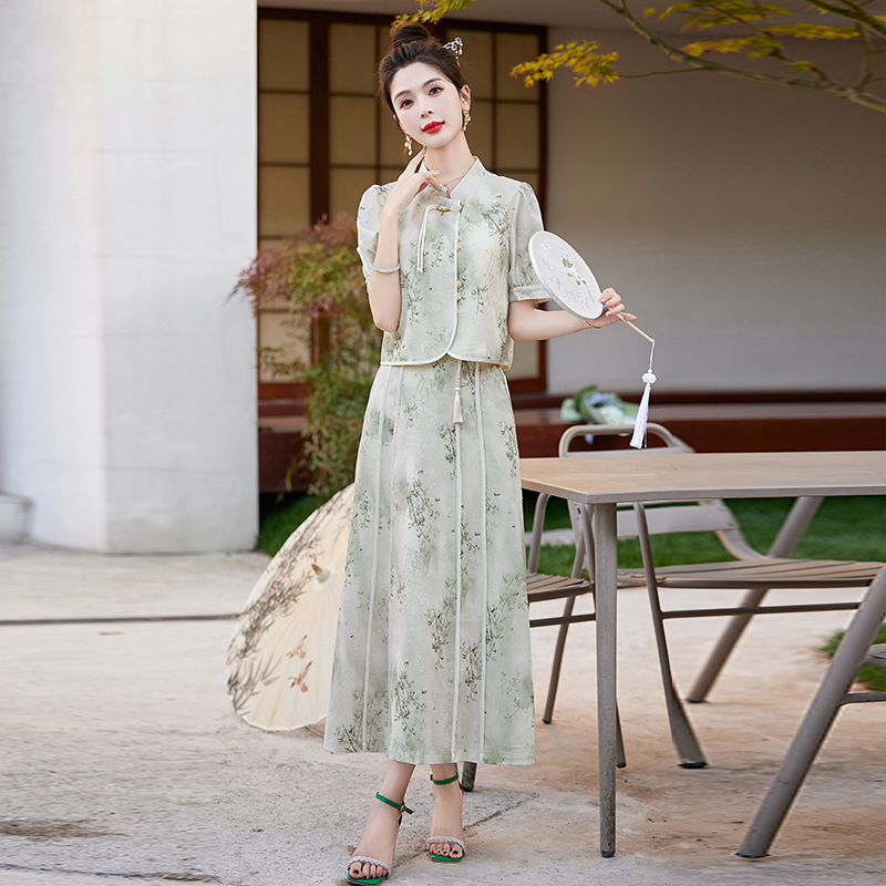 (Mới) Mã K3591 Giá 1860K: Đồ Bộ Nữ Hatdi Cả Bộ 2 Món Hàng Mùa Hè Họa Tiết Hoa Thời Trang Nữ Chất Liệu G05 Sản Phẩm Mới, (Miễn Phí Vận Chuyển Toàn Quốc).