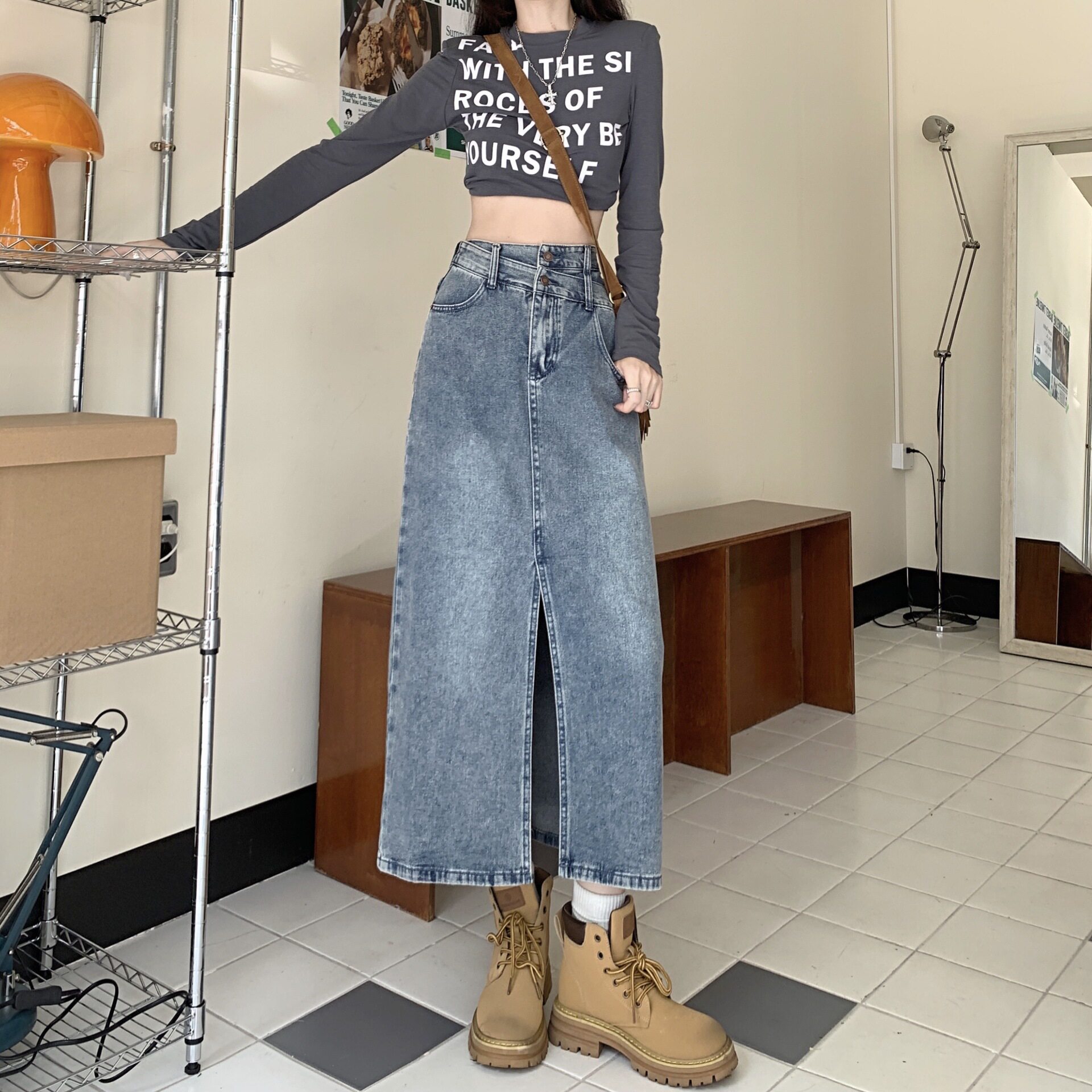 High Waisted Denim Midi Skirt Slim Fit Split Design A Line Silhouette Summer Casual Wear Wholesale Available