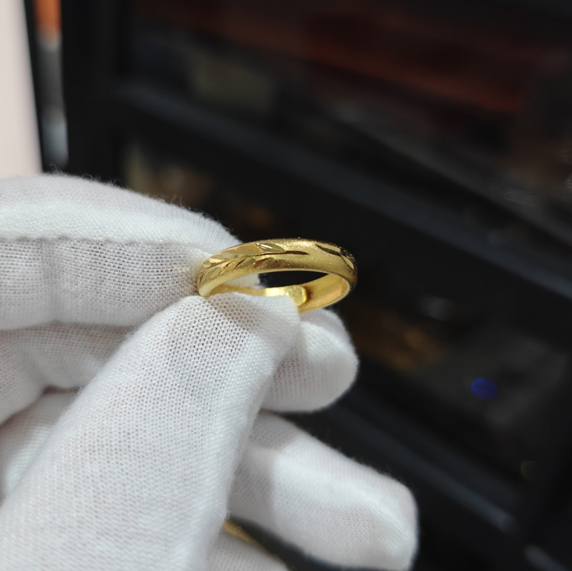 越南沙金戒指情侣男女士久不掉色开口光面铜合金素圈仿黄金戒指环