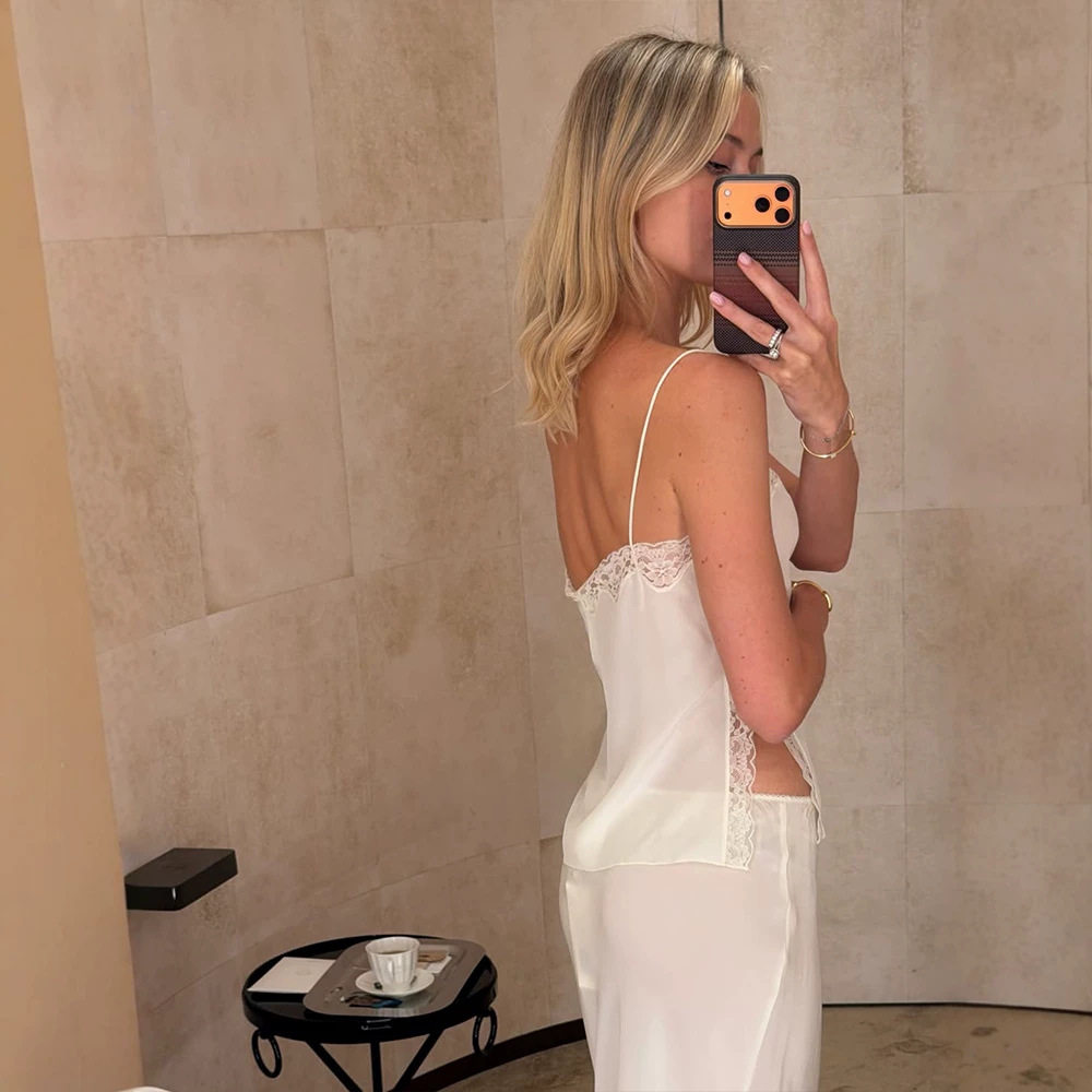 Chic Womens Two Piece Set Strapless Top with Lace Trim Midi Skirt Elegant Casual Wear for Summer Wholesale Available