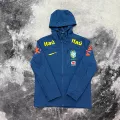 Thin Brazilian-style trench coat in royal blue