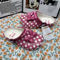 2026 New Model Collaboration Cartoon Minnie Clogs for Women, Cute Printed Outdoor Non-Slip Slippers with Shoe Charms