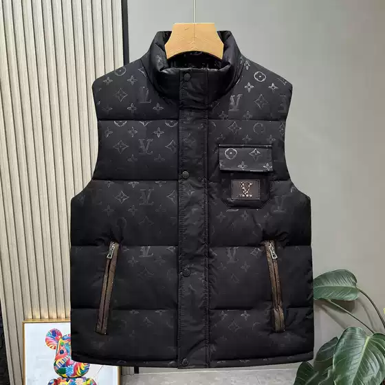 Cross-border Amazon bestseller: 2026 autumn/winter trendy couple's cotton vest, wholesale, thickened hooded men's vest