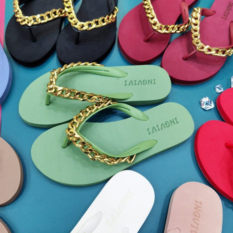23 New Fashion Flat Flip Flop Women's Summer Beach Shoes Chain Korean Style Rhinestone Women's Slippers Can Be Weared Outside in the Water