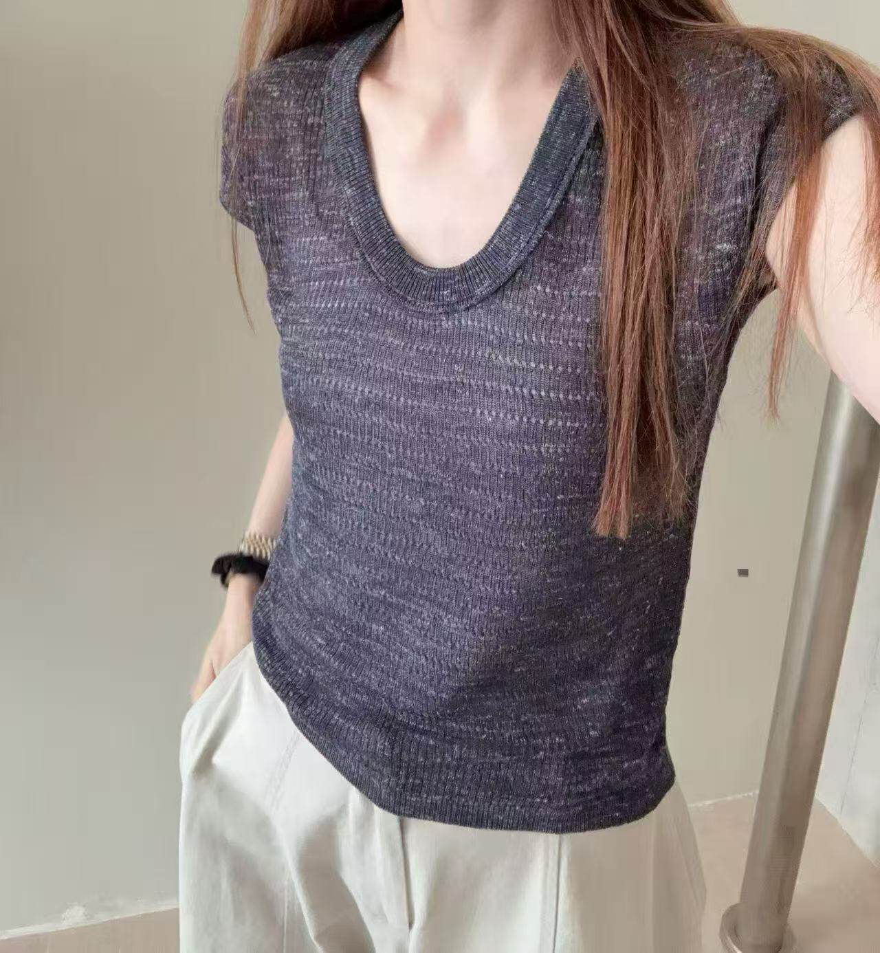 纯欲风低U领针织衫短袖女夏季2026新款巨好看的修身坑条薄款上衣