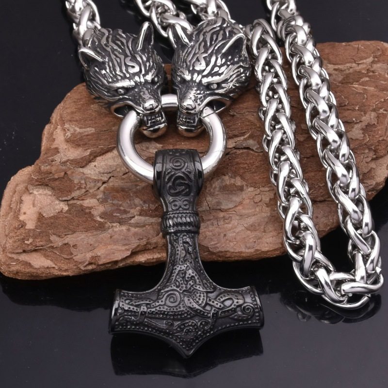 Cross-border Hot Selling Retro Rune Hammer Pendant Wolf Head Necklace Men's Punk Necklace Nordic Norway Jewelry Wholesale