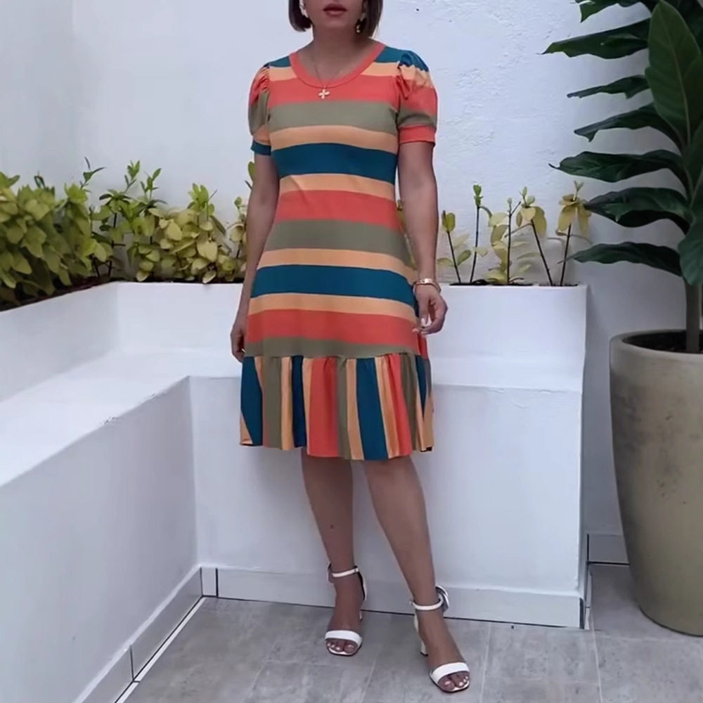Summer Casual Color Block Floral Print Short Sleeve Round Neck Dress for Women Trendy Design Perfect for Daily Wear