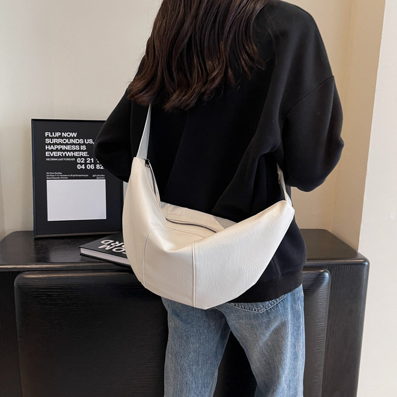 Bag Women's New Korean Style Popular Dumpling Bag Solid Color Crossbody Bag Fashionable Shoulder Bag Korean Style High-end Women's Bag