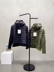 24 new down jacket fashion hooded stitching knit sleeve down jacket Meng m short private supply