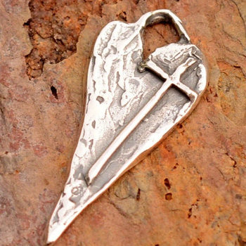 temu Amazon cross-border retro old cross heart pendant necklace men's necklace in stock manufacturers wholesale