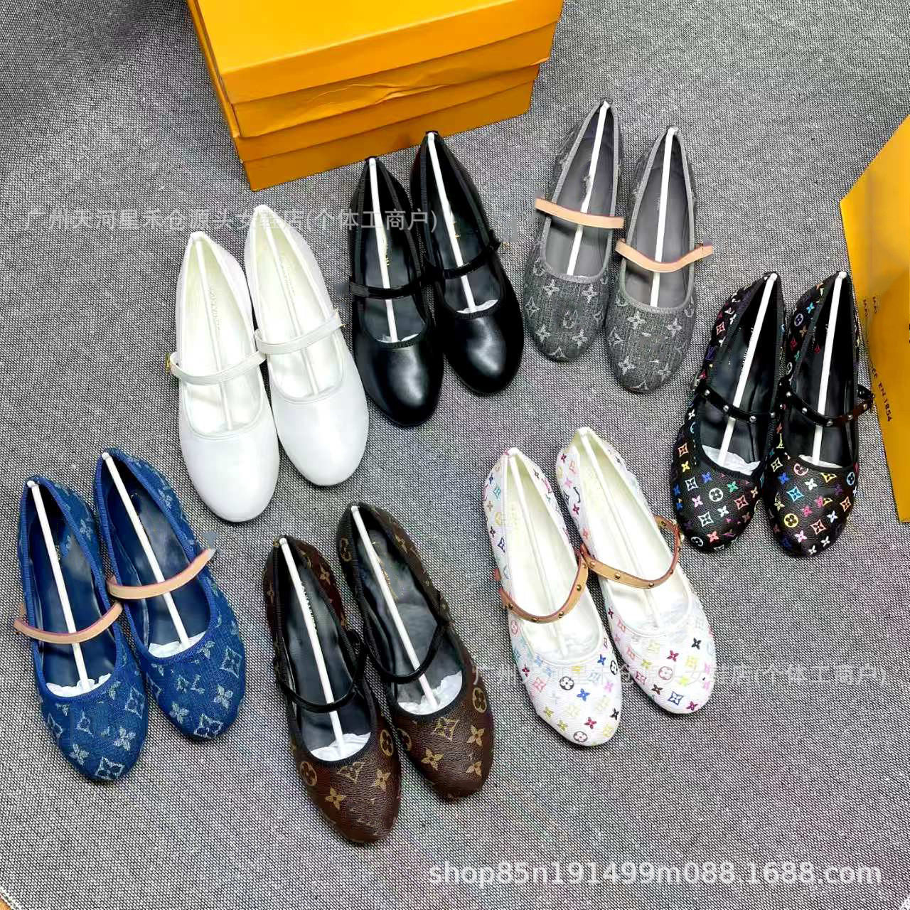 มีสินค้าพร้อมส่งระหว่างประเทศ! รองเท้าส้นแบนหัวตุ๊กตา 26 แบบใหม่ รองเท้าแมรี่เจนผ้ายีนส์ หัวกลม ติดหัวเข็มขัดโลหะ สำหรับผู้หญิง