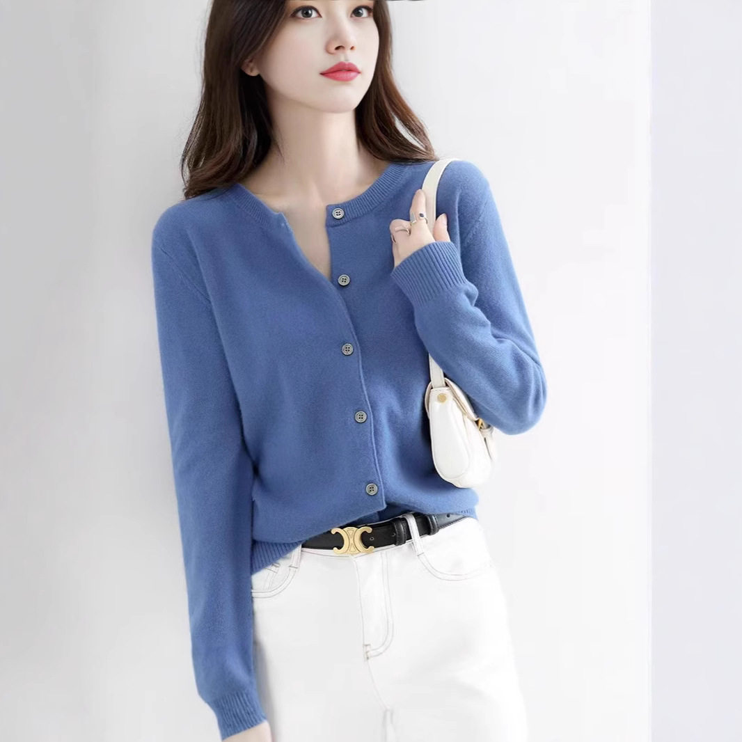 2025春秋新款圆领针织开衫女宽松显瘦毛衣时尚百搭短款上衣女外套