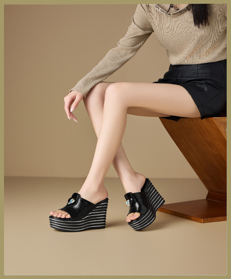 Dép sandal nữ quai chữ V da thật đế xuồng cao 12 cm — [Trắng kem], [Đen] chi tiết 1