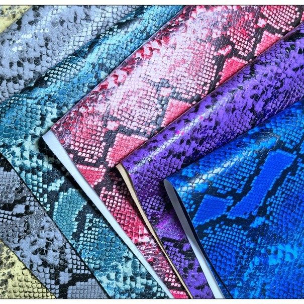 Factory Spot Wholesale Spot Snake Pattern Pu Leather Imitation Cotton Velvet Bottom Hot Stamping Artificial Leather Fabric Bags and Leather Goods