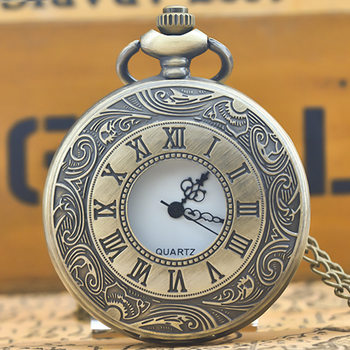 Retro Pocket Watch Quartz Watch European and American Style Hollow Flip Large Bronze Men's and Women's Antique Gift Quartz Pocket Watch Wholesale