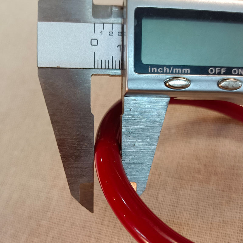 8mm round imitation cinnabar bracelet thin strip narrow Women's resin cow blood red bracelet live supply manufacturers wholesale