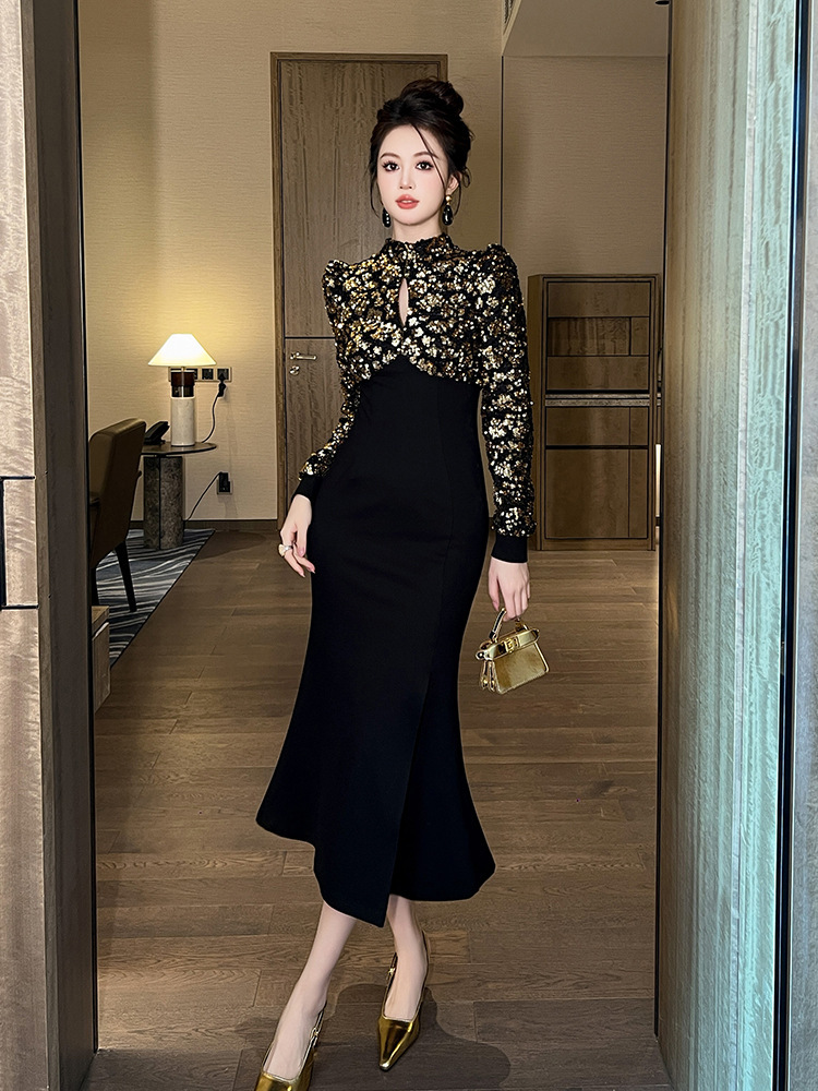Đầm dài nữ màu đen thắt eo xẻ tà đính sequin dự tiệc — Màu đen