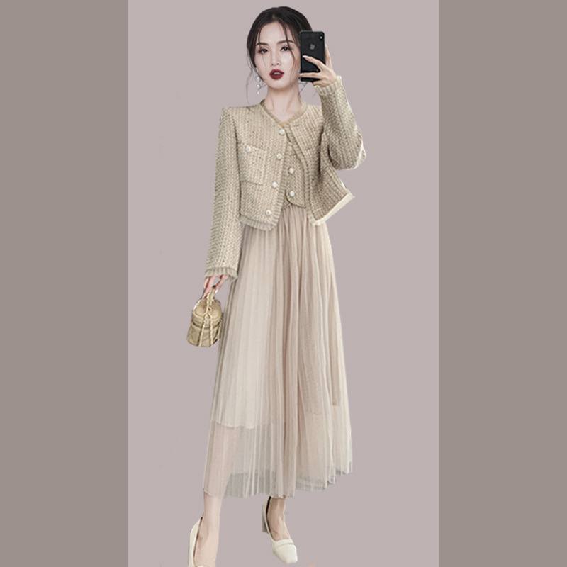 (Mới) Mã A7292 Giá 1440K: Áo Hai Dây Nữ Zhout Lưới Mỏng Cả Bộ 2 Món Hàng Mùa Xuân Thu Đông Hai Dây Hở Vai Trông Trẻ Hơn Tuổi Thời Trang Nữ Chất Liệu G04 Sản Phẩm Mới, (Miễn Phí Vận Chuyển Toàn Quốc).