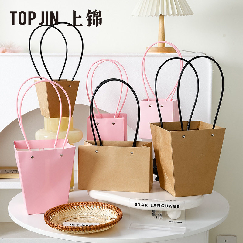 กระเป๋าถือบรรจุช่อดอกไม้สีผ้าไหม กระเป๋าของขวัญ กระเช้าดอกไม้สร้างสรรค์ วัสดุของขวัญสำหรับจัดดอกไม้