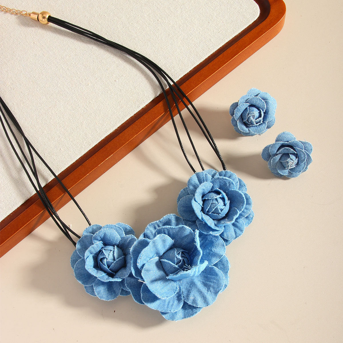 Cross-border Explosions Blue Retro Denim Multi-layer Rose Collar suit Fashion High-end Flower Earrings Necklace