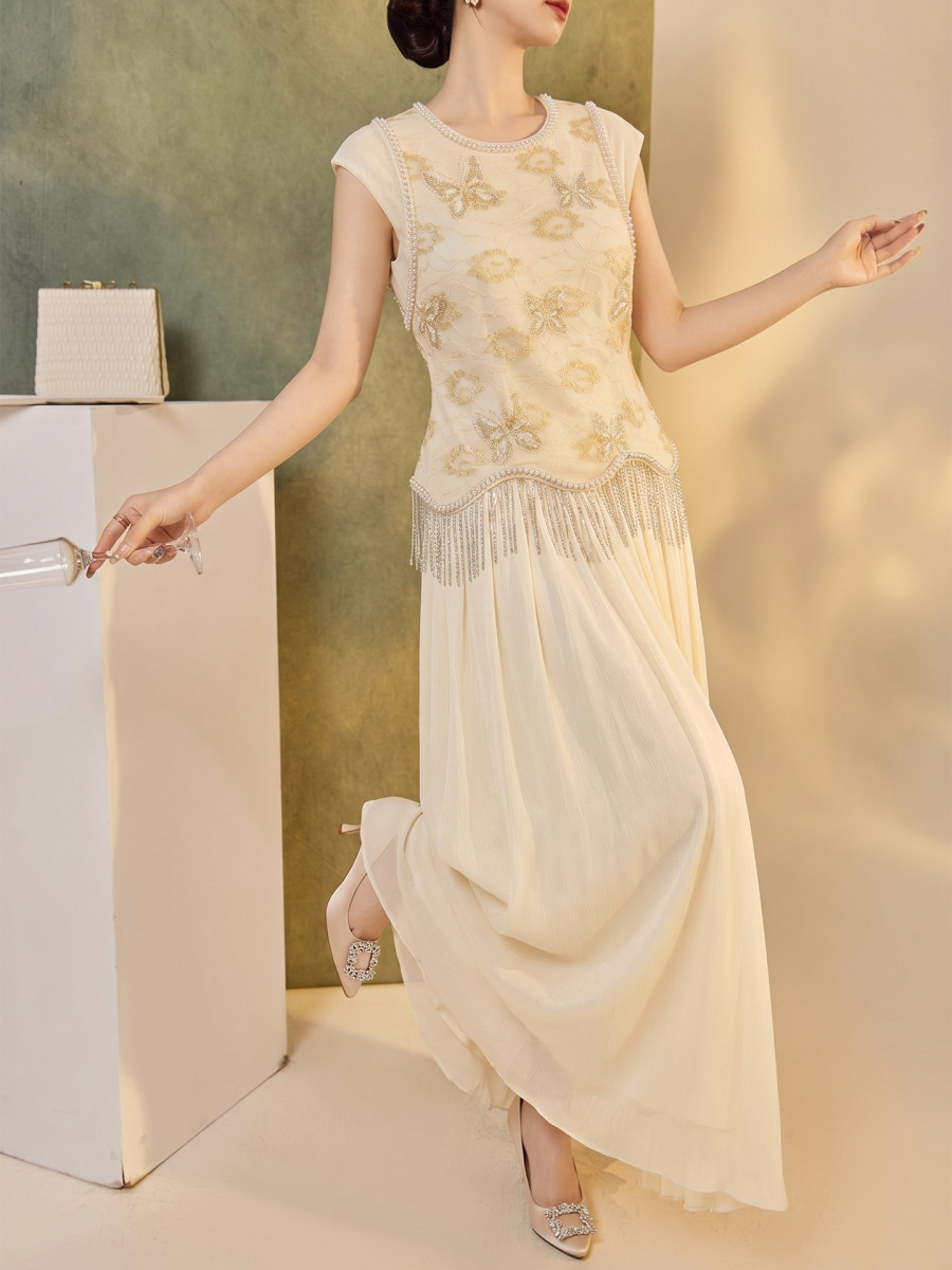 Bộ áo gile thêu đính cườm phối chân váy dài dáng thanh lịch — Chân váy lấp lánh (giao hàng trong 7 ngày), Chân váy lấp lánh (giao hàng trong ngày), Áo gile tua rua (giao hàng trong 7 ngày), Áo gile tua rua (giao hàng trong ngày)