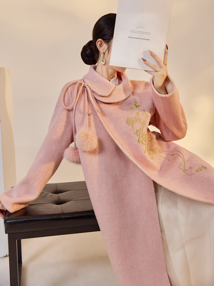 Áo khoác dạ len dài thêu hoa kèm áo gile phối màu hai mảnh — Áo khoác [có thể đảo ngược]