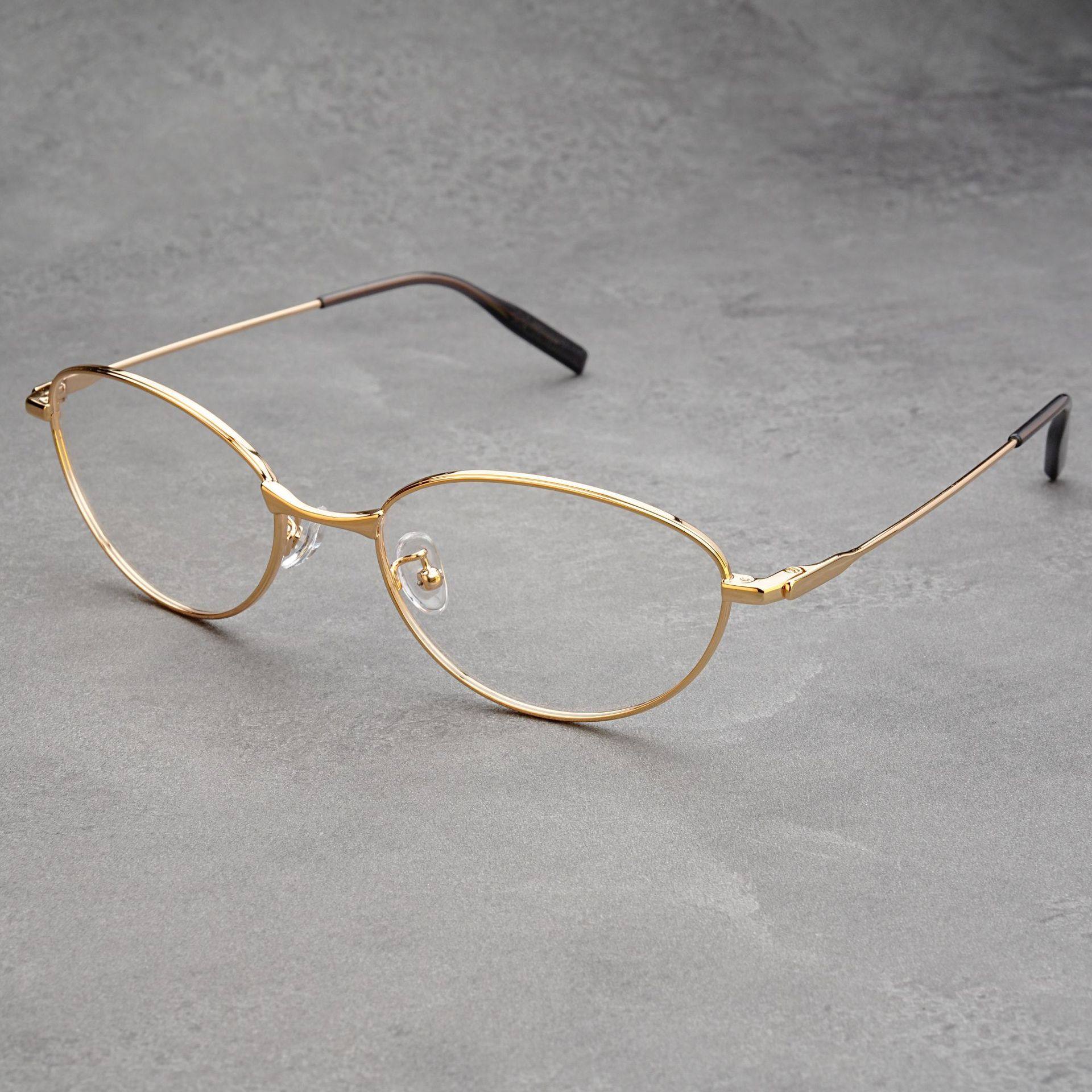 Old Qian Feng Cat's Eye Frame Metal Frame Fade Women's Ultra Light Oval Frame Plain Mirror Optical Frame for Myopia