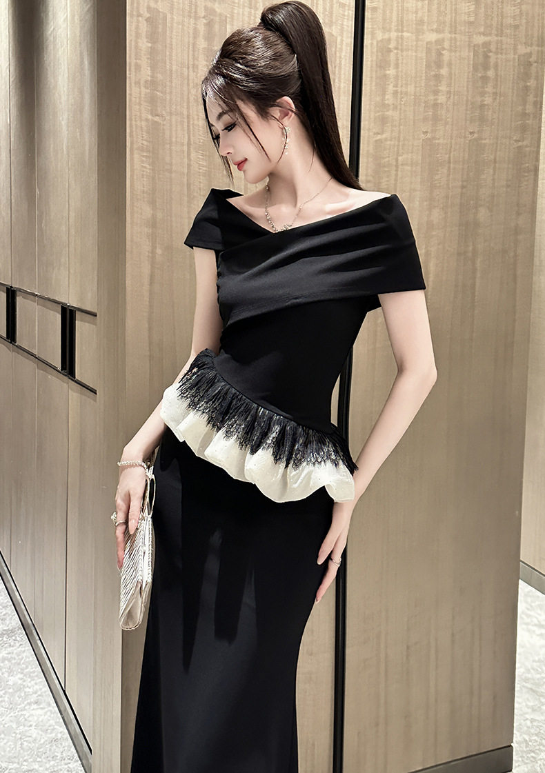 Đầm ôm body nữ cổ yếm tay ngắn, thiết kế nhấn eo, dáng dài — [Đen] chi tiết 7