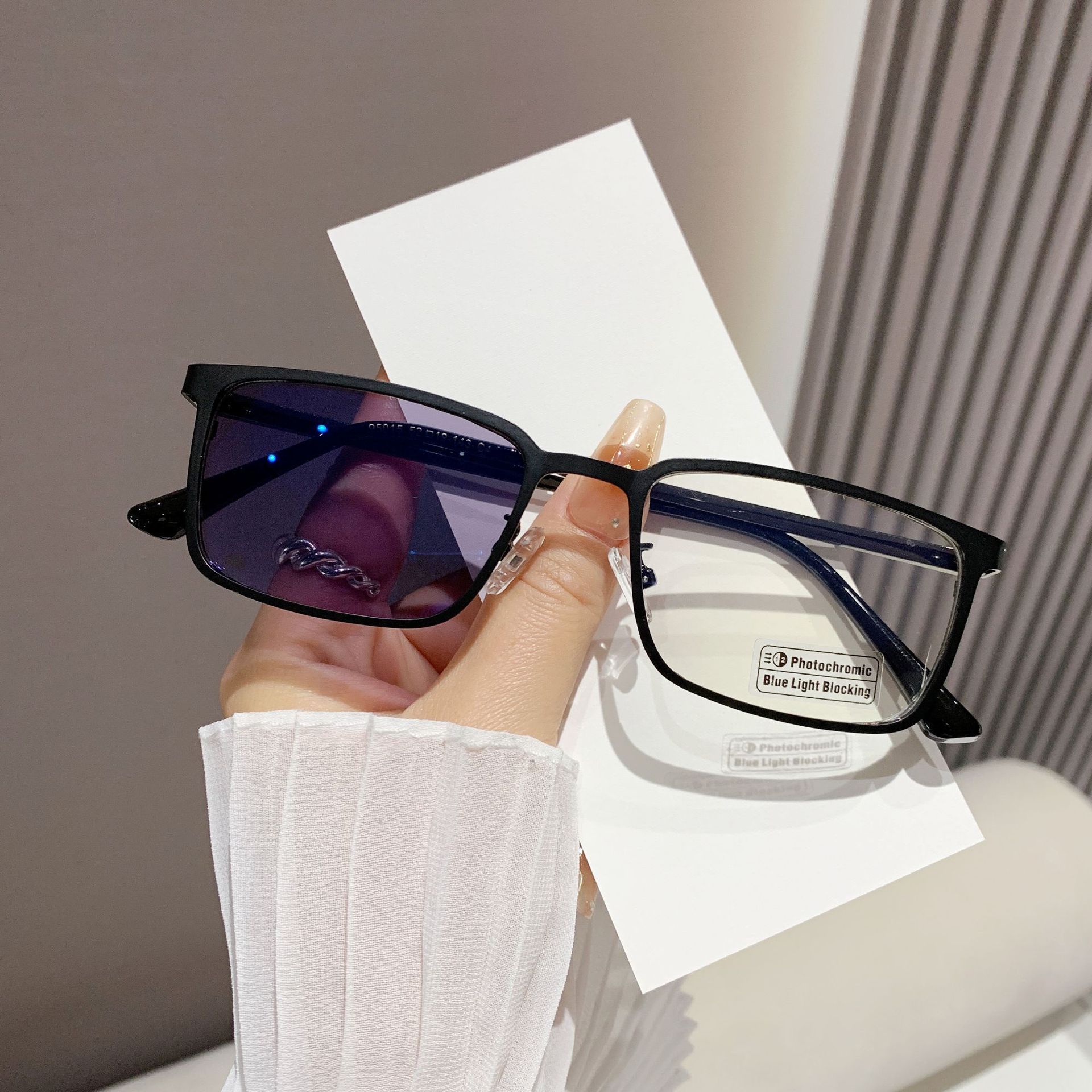 New European and American Fashion Square Frame Sunglasses for Men, Outdoor Color-Changing High-End Sun Protection Men's Sunglasses, Cross-Border Wholesale