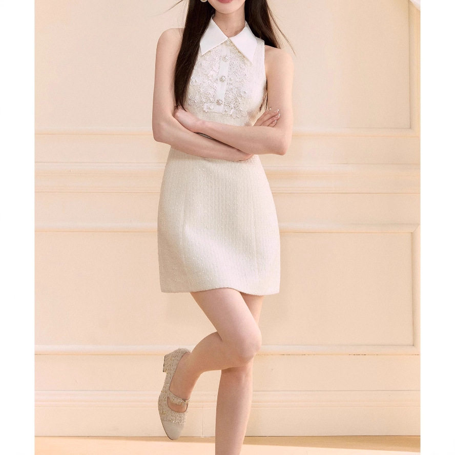 Đầm maxi nữ thắt eo ren không tay cổ polo A-line — Xăng-đan