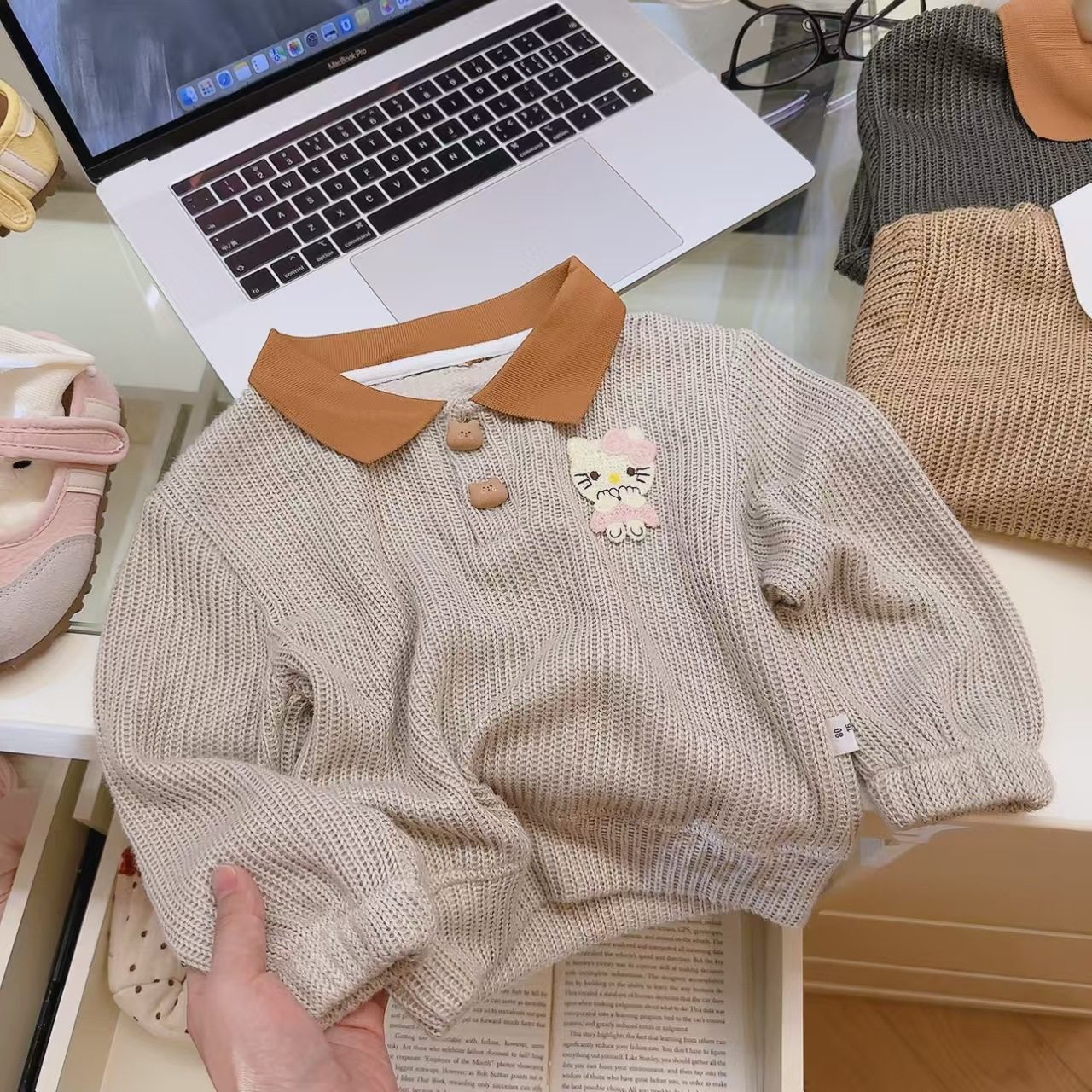 Spring & Autumn Boys & Girls Knitted Embroidered V-Neck Hoodie, Viral Trendy Korean Style Long-Sleeve Top