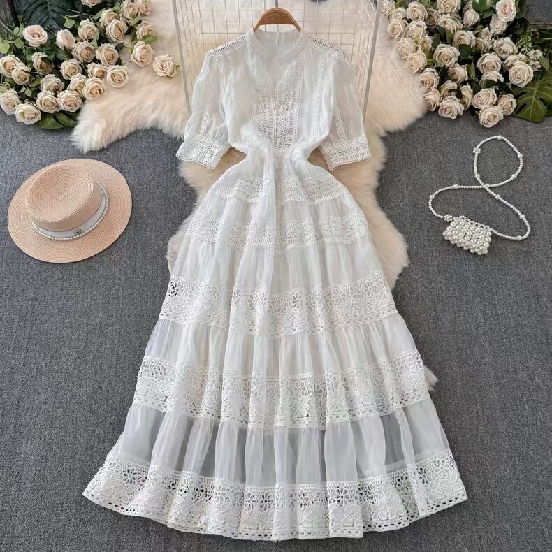 French Elegant Lace Patchwork Dress Summer Long Dress with Puff Sleeves Vacation Wear for Women OEM Available