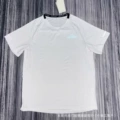 Triangle logo white short sleeves