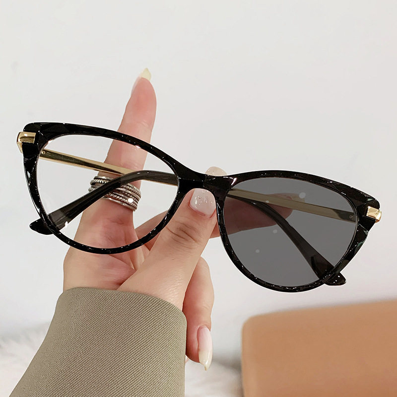 New Fashionable and Personalized Color-Changing Anti-Blue Light Glasses, Trendy Edge-Changing Glasses, European and American Cross-Border Cat-Eye Glasses Frames