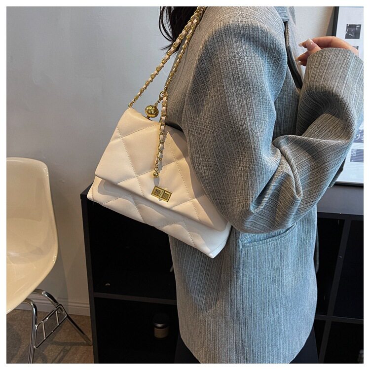 O1CN014emr9M2IGDkPf7EEh !!2209978749258 0 cib