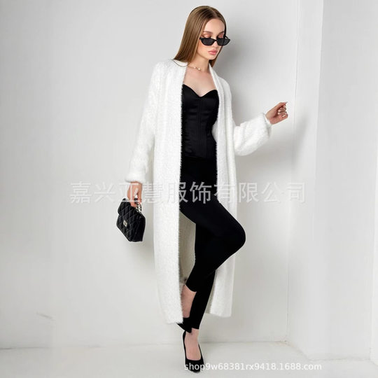 White Knitwear Cardigan for Women in Autumn and Winter, Lazy Style Loose Pure Color Long Outerwear Imitation Mink Velvet Elegant Knitwear Jacket