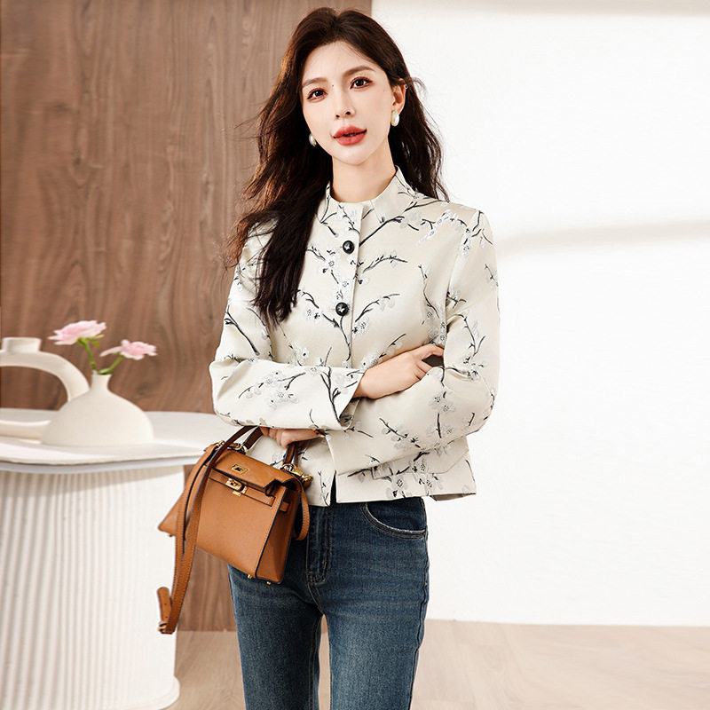 Áo Khoác Nữ Kiểu Trung Quốc Thêu Hoa Jacquard Cổ Trụ Phong Cách Retro Màu Kem