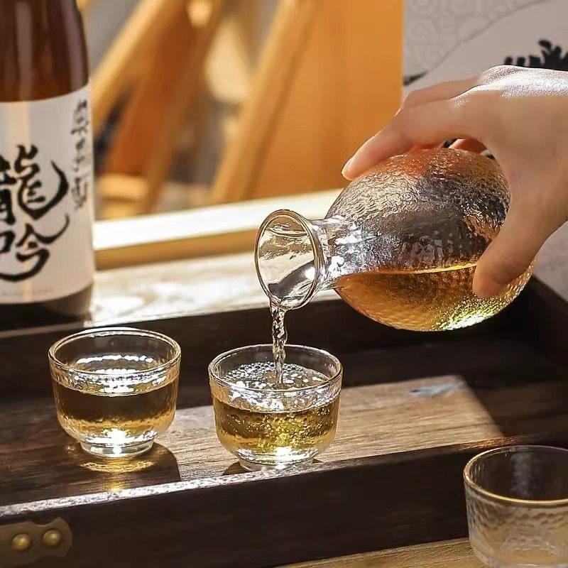 Japanese-style Hammer Pattern Transparent Phnom Penh Wine Warmer Wine Hot Wine Pot Popular One or Two Small Wine Glass Wine Set Gift Box